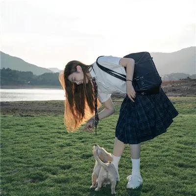 三个拥抱